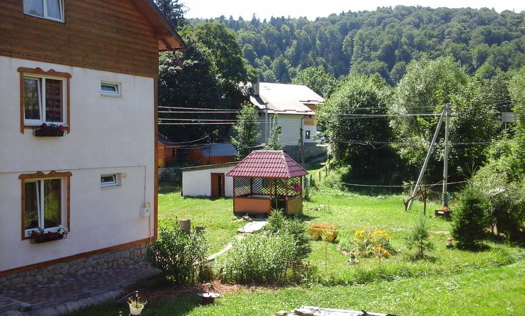 U Pana Ivana Yaremche Dış mekan fotoğraf